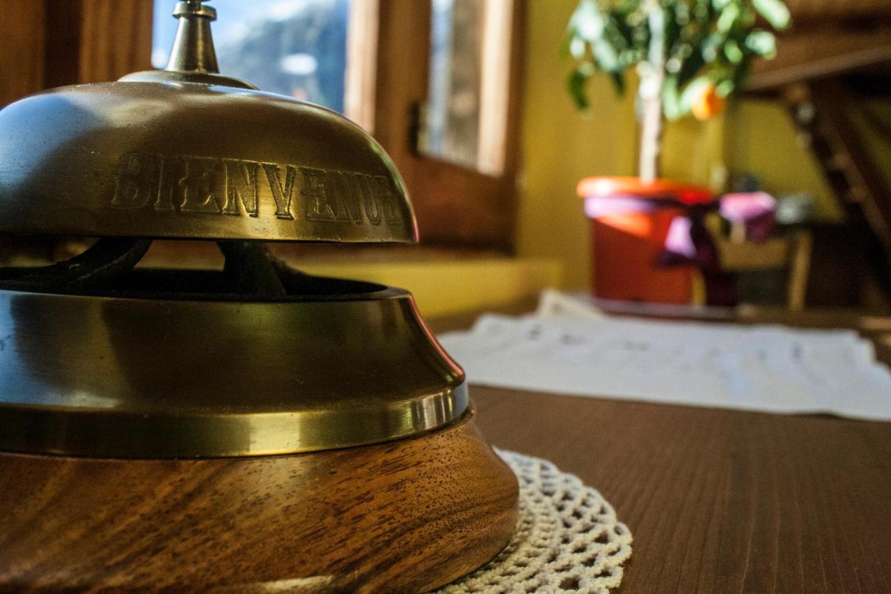 Anzino B&B Casa Quaroni מראה חיצוני תמונה