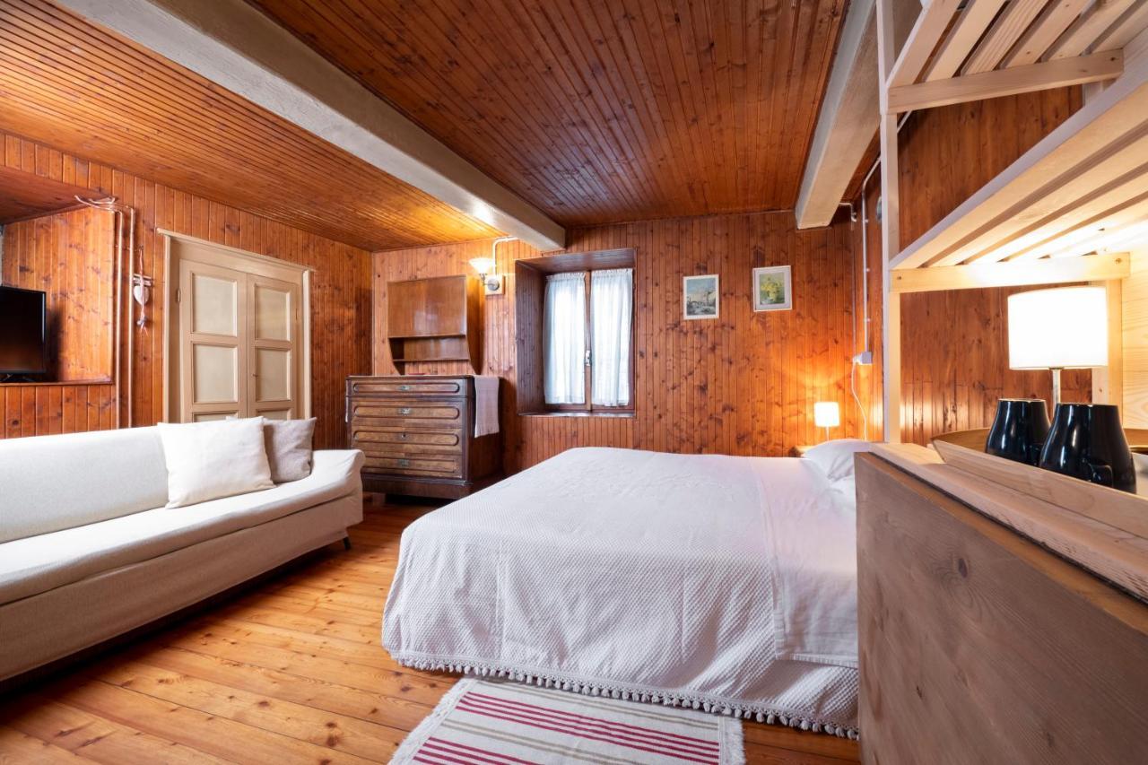 Anzino B&B Casa Quaroni מראה חיצוני תמונה
